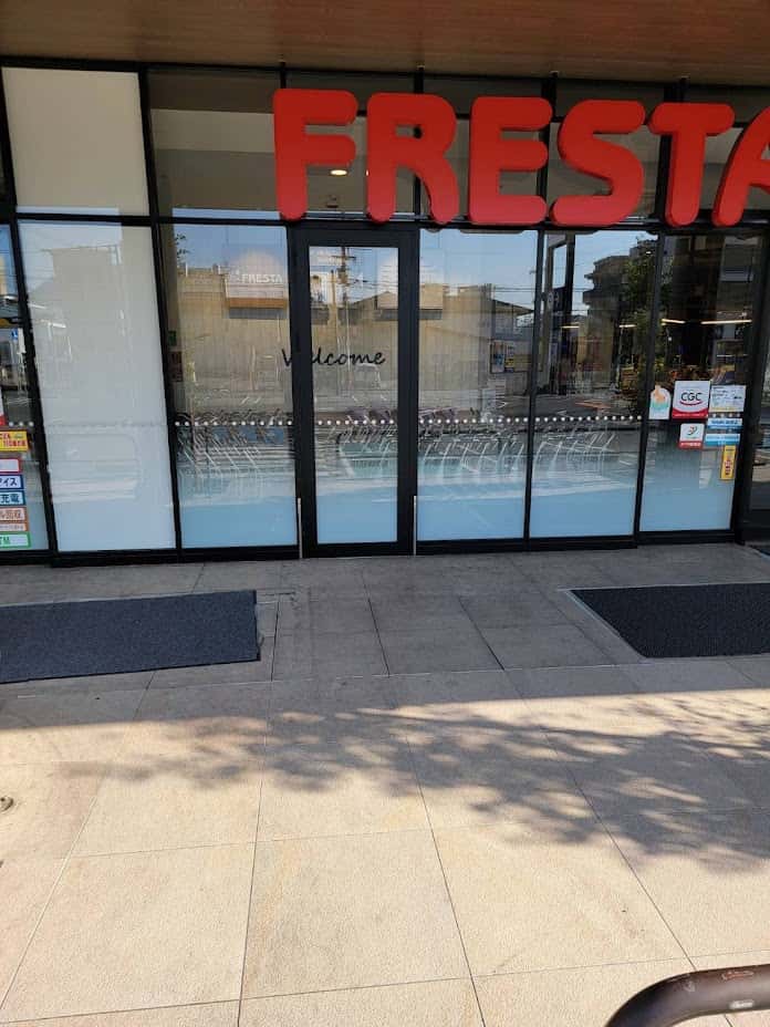 プロモーションイベントに利用可能な軒下スペース