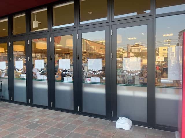 プロモーションイベントに利用可能な軒下スペース