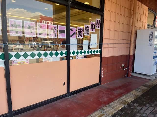 プロモーションイベント、物販に利用可能な軒下スペース