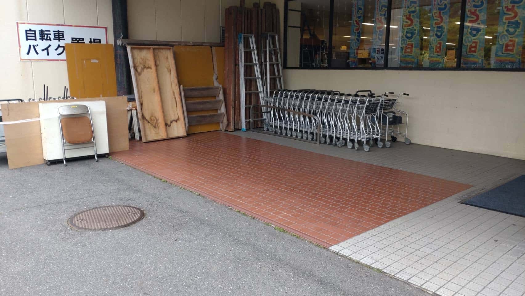 キッチンカーに利用可能な駐車場②スペース