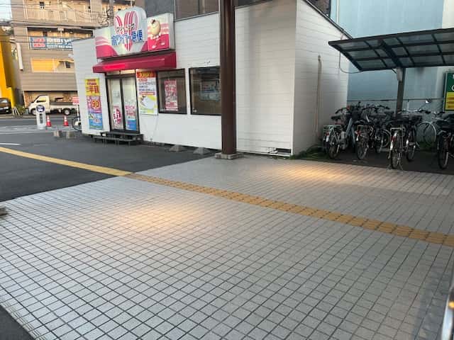 プロモーションイベントに利用可能な軒下①スペース