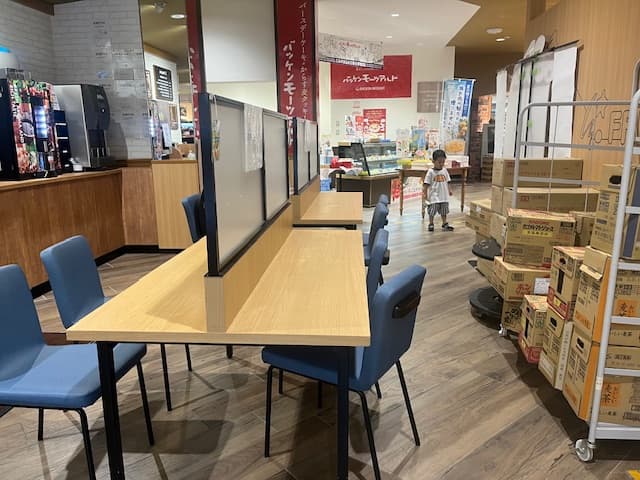 プロモーションに最適な店内イートインスペース