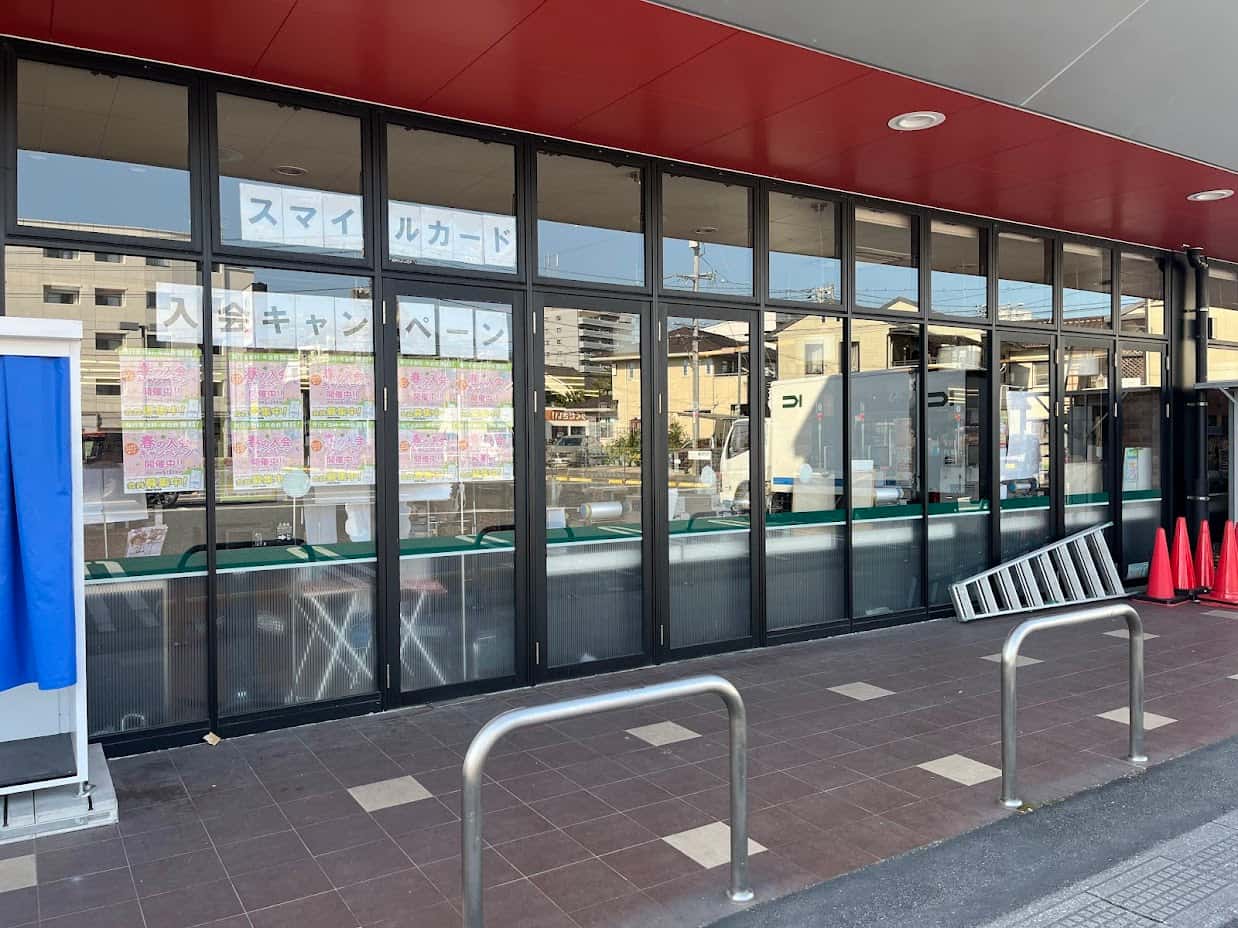 プロモーションイベントに利用可能な軒下スペース