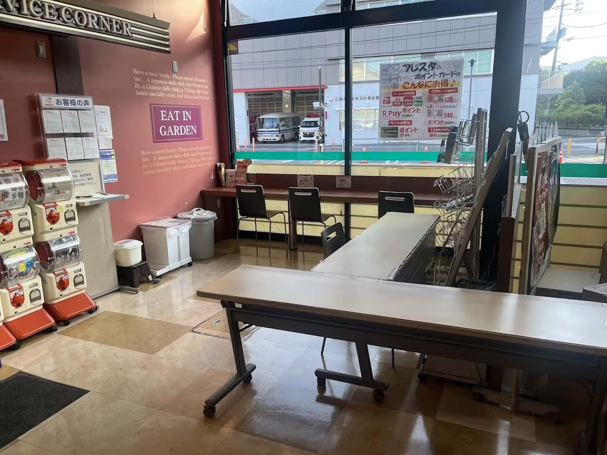 プロモーションに最適な店内イートインスペース