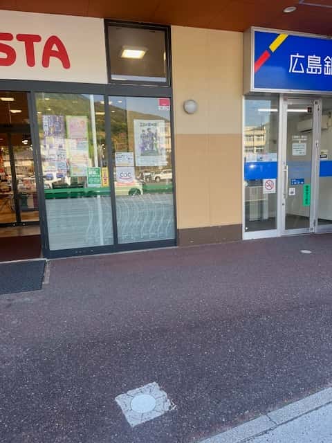 各種プロモーションイベントやポップアップストアに利用可能な入り口 右スペース