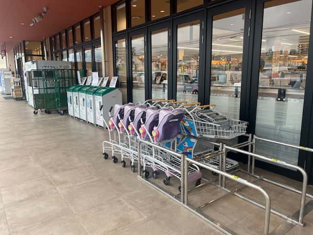 プロモーションイベントに利用可能な軒下スペース