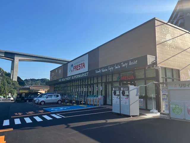 キッチンカーに利用可能な屋外スペース※平日限定1