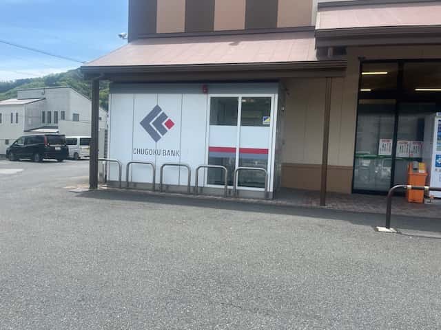 キッチンカーに利用可能な店頭入り口スペース