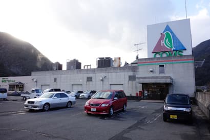 プロモーションイベント、物販に利用可能な正面入り口エントランスの屋外スペース1